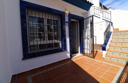 Resale - Townhouse / Duplex / Corner - Orihuela Costa - Villamartín