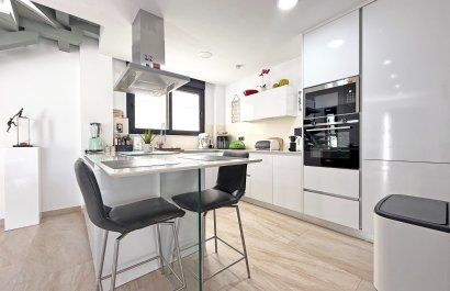 Resale - Villa - Orihuela Costa - Villamartín