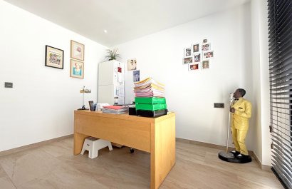 Resale - Villa - Orihuela Costa - Villamartín