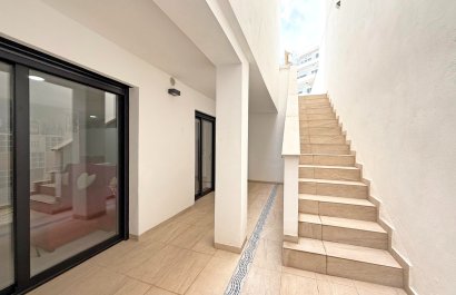 Resale - Villa - Orihuela Costa - Villamartín