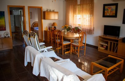Resale - Townhouse / Duplex / Corner - Pilar de la Horadada - Torre de la Horadada