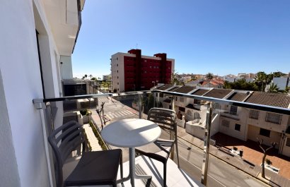 Resale - Apartment / flat - Pilar de la Horadada - Mil Palmeras