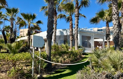 Resale - Apartment / flat - Pilar de la Horadada - Mil Palmeras