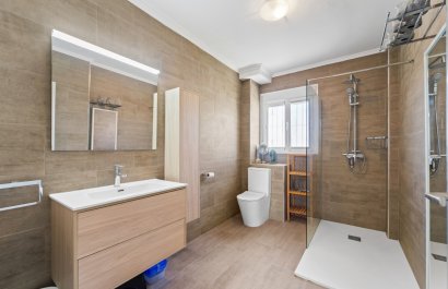 Reventa - Townhouse / Duplex - Ciudad Quesada
