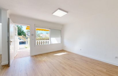 Resale - Townhouse / Duplex / Corner - Orihuela Costa - Villamartín