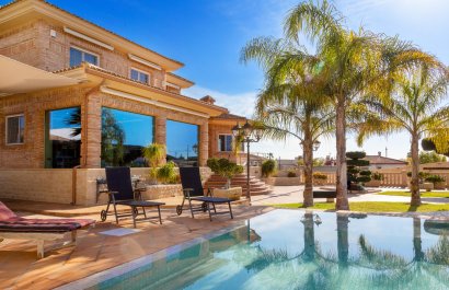 Resale - Villa - San Vicente del Raspeig - Los Girasoles
