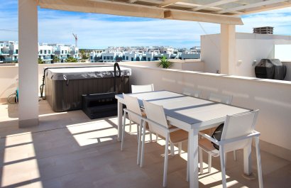 Resale - Apartment / flat - Guardamar del Segura - El Raso