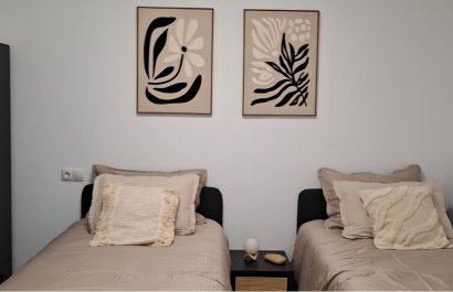 Resale - Apartment / flat - Torrevieia - Playa Acequion