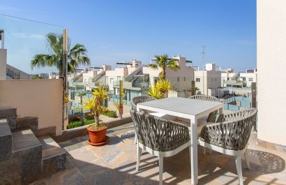 Resale - Townhouse / Duplex / Corner - Torrevieia - Aguas Nuevas