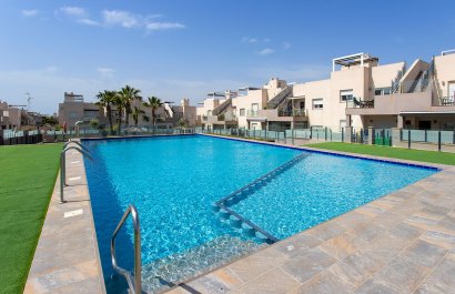 Resale - Townhouse / Duplex / Corner - Torrevieia - Aguas Nuevas