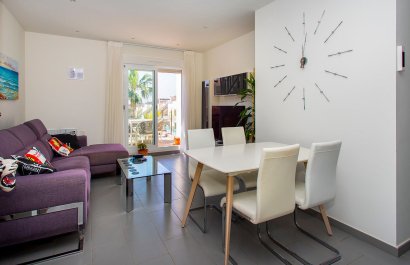 Resale - Townhouse / Duplex / Corner - Torrevieia - Aguas Nuevas