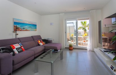 Resale - Townhouse / Duplex / Corner - Torrevieia - Aguas Nuevas