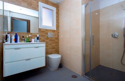 Resale - Townhouse / Duplex / Corner - Torrevieia - Aguas Nuevas