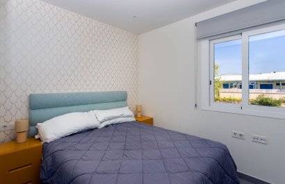Resale - Townhouse / Duplex / Corner - Torrevieia - Aguas Nuevas