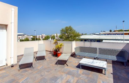 Resale - Townhouse / Duplex / Corner - Torrevieia - Aguas Nuevas