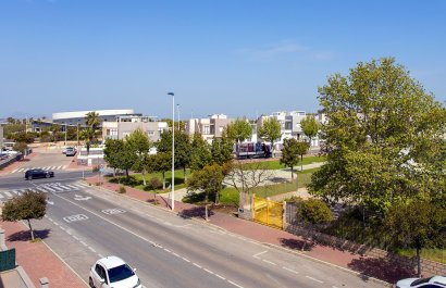 Resale - Townhouse / Duplex / Corner - Torrevieia - Aguas Nuevas