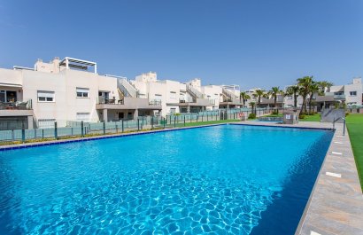 Resale - Townhouse / Duplex / Corner - Torrevieia - Aguas Nuevas