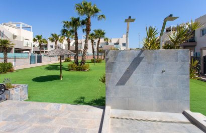 Resale - Townhouse / Duplex / Corner - Torrevieia - Aguas Nuevas