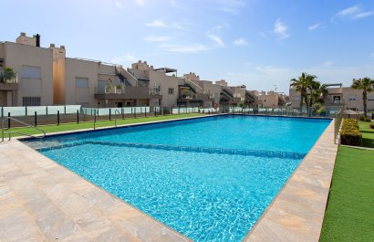 Resale - Townhouse / Duplex / Corner - Torrevieia - Aguas Nuevas