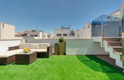 Resale - Villa - Torrevieia - Torrevieja