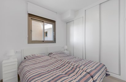Resale - Apartment / flat - Orihuela Costa - Villamartín