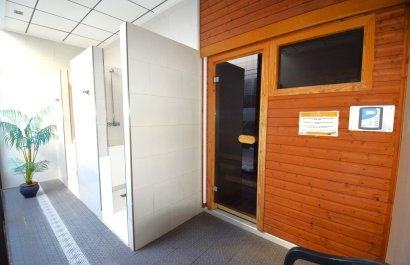 Resale - Apartment / flat - Guardamar del Segura - Marjal Beach