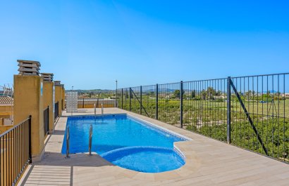 Resale - Apartment / flat - Daya Nueva - Costa Blanca South