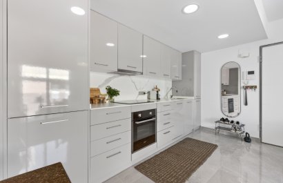 Resale - Apartment / flat - Torrevieia - Playa Los Locos