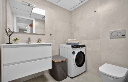 Resale - Apartment / flat - Torrevieia - Playa Los Locos