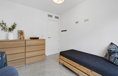 Resale - Apartment / flat - Torrevieia - Playa Los Locos