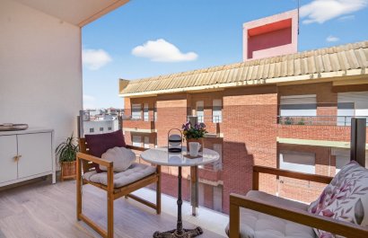 Resale - Apartment / flat - Torrevieia - Playa Los Locos