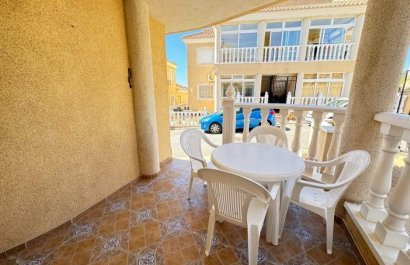Resale - Apartment / flat - Orihuela Costa - Villamartín