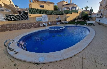 Resale - Apartment / flat - Orihuela Costa - Villamartín