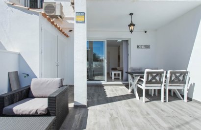 Resale - Apartment / flat - Torrevieia - Lago Jardin