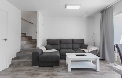 Resale - Apartment / flat - Torrevieia - Lago Jardin