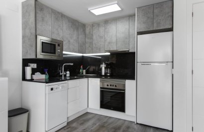 Resale - Apartment / flat - Torrevieia - Lago Jardin