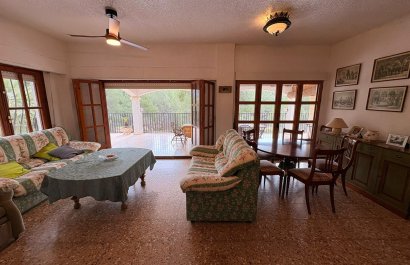 Resale - Villa - Sax