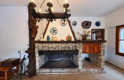 Resale - Villa - Sax