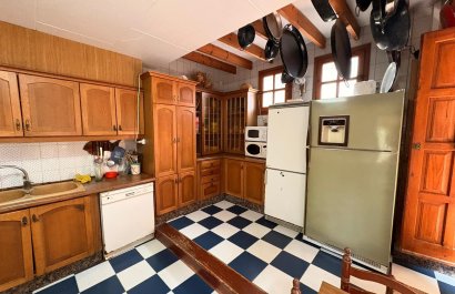 Resale - Villa - Sax
