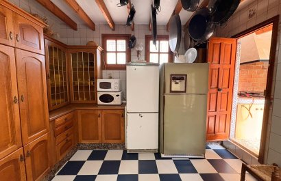 Resale - Villa - Sax