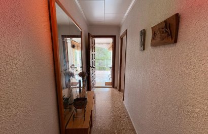 Resale - Villa - Sax