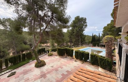 Resale - Villa - Sax