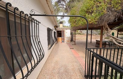 Resale - Villa - Sax