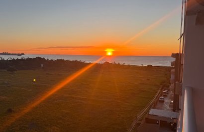 Resale - Apartment / flat - Orihuela Costa - Punta Prima