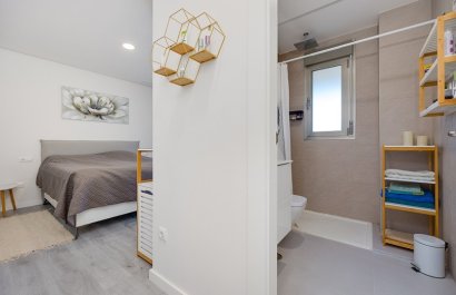 Resale - Apartment / flat - Orihuela Costa - Villamartín