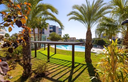 Resale - Apartment / flat - Orihuela Costa - Villamartín