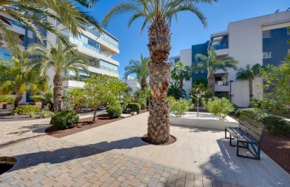Resale - Apartment / flat - Orihuela Costa - Villamartín