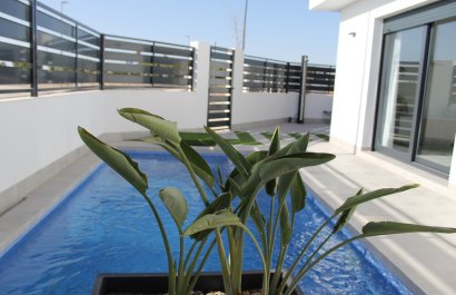 Obra nueva - Villa - Roldán