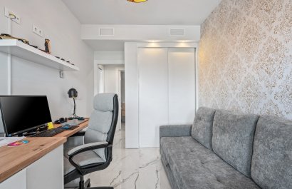 Resale - Apartment / flat - Orihuela Costa - Los Altos