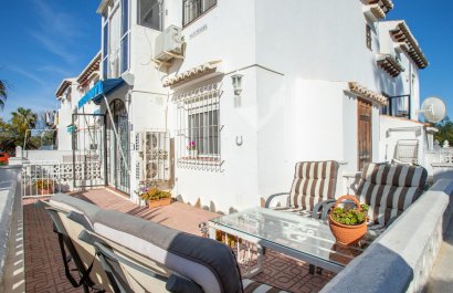 Resale - Townhouse / Duplex / Corner - Torrevieia - Lago Jardin